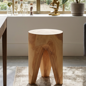 Tabouret trépied de luxe ARTERRA en teck massif, fait main, pour villa, hôtel et appartement, siège polyvalent pour espaces rustiques et modernes - Product Image 4