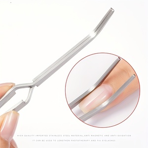 Pince à ongles de haute qualité en acier inoxydable pour une coupe précise et un soin professionnel en salon - Product Image 4