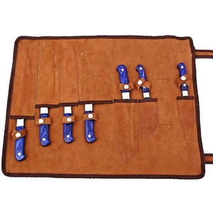 Juego de Cuchillos de Chef Profesionales de Acero de Damasco Hechos a Mano por Ahmad Fabric, 7 Piezas, Mango de Resina, Funda de Cuero, Diseño Moderno, Personalizable - Product Image 3