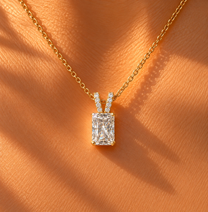 Pendentif en diamant de laboratoire taille émeraude, or massif 14K, solitaire pavé avec attache en V, DEF VVS 2.10CT, certifié IGI, cadeau de mariage, ODM - Product Image 3