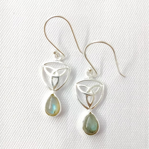 Pendientes delicados de labradorita en forma de lágrima, plata de ley 925, elegantes, con estilo chic, joyería fina para mujer. - Product Image 2