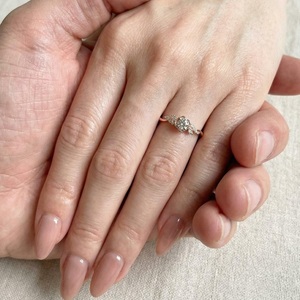 แหวนหมั้นเพชรทองคำแท้ 14K เพชรเพาะเลี้ยงรูปดอกไม้ แหวนสัญญาสำหรับผู้หญิง แหวนแต่งงานรูปใบไม้ที่ได้รับแรงบันดาลใจจากธรรมชาติ - Product Image 2