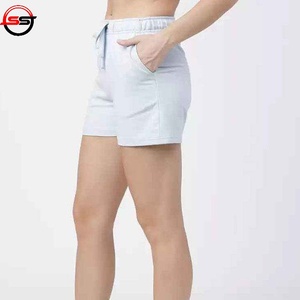 Shorts Deportivos Sublimados para Mujer al Por Mayor, Transpirables, con Diseño y Logotipos Personalizados, Shorts Sublimados para Mujer de Primera Calidad - Product Image 3