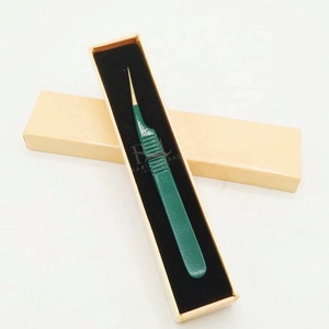 Pince à épiler pour extensions de cils en acier inoxydable de qualité supérieure, design luxueux, pointe en plasma dorée / pince à épiler pour extensions de cils avec revêtement en poudre vert royal - Product Image 4