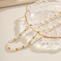 Bracelet de mode en acier inoxydable d'été pour femmes avec perles de charme en pierre de coquille ovale blanche naturelle Bracelet élégant pour les femmes