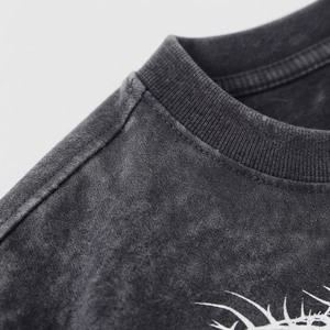T-shirt surdimensionné pour homme de style gothique avec imprimé motif épine blanche, manches courtes, col rond, tissu jersey 100% coton - Product Image 6