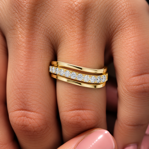 Bague d'anniversaire classique en or massif 14K 18K avec diamant de laboratoire taille ronde 0,25 carat DEF VVS, sertie pavé, à double sangle ondulée, ODM - Product Image 2