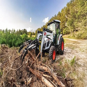 Véhicule utilitaire agricole tout-terrain Bobcats 4x4 robuste, tracteur à roues côte à côte puissant avec pompe à moteur et engrenage, état d'occasion - Product Image 3