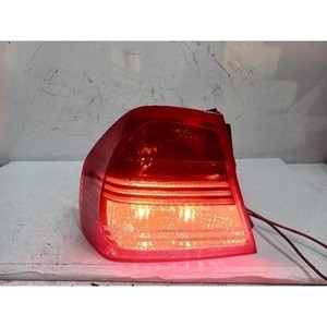 Luz Trasera Izquierda Usada OEM 6937457 para BMW Serie 3 2003-2010 - Product Image 1
