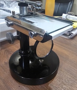 Microscope binoculaire de dissection 10X 20X à mise au point manuelle avec réglage dioptrique 15D et plateau en verre pour écoles et universités - Product Image 4