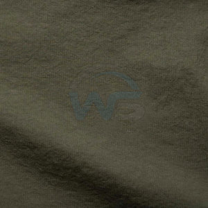 Veste coupe-vent pour homme à bas prix, streetwear, haute qualité, design personnalisé OEM, fabriquée au Pakistan. - Product Image 4