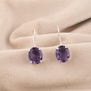 Pendientes elegantes hechos a mano en India con piedras preciosas de lalita morada en plata de ley 925 para mujeres y niñas, ideales para usar en fiestas. - Product Image 1