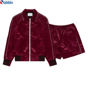 Ensemble coupe-vent court pour homme en tissu satiné, confortable, avec logo personnalisé, ensemble jogging coupe-vent zippé, survêtement streetwear - Product Image 4