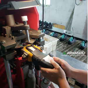 Zapatos de baile baratos en stock para hombre, de lona elástica, estilo jazz, suela blanda, color negro, para entrenamiento y baile. - Product Image 6