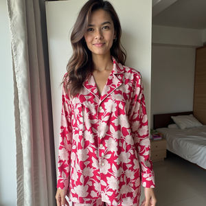 ม่านสีทองของกลีบยามเช้าในเสื้อแขนเต็มเย็บนุ่มสงบกับกางเกงขาสั้นยืดหยุ่น - Product Image 5