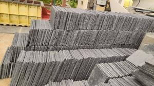 Pierres cubiques noires Kota de haute qualité avec des fissures naturelles sur tous les côtés pour l'aménagement paysager, le pavage des allées, des chemins, des allées, des designs de jardin - Product Image 6