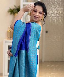 Sari de Seda Azul con Borde Azul, Prenda Tradicional para Mujer, Largo hasta el Suelo, Sin Arrugas, Estilo Regular de India y Pakistán 85169 TWT 1095 - Product Image 4