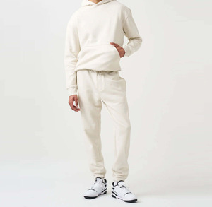 Ensemble de survêtement unisexe à capuche couleur unie avec poches latérales en coton respirant pour l'automne - Product Image 3