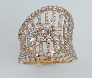 แหวนทองคำแท้ 22 กะรัต ดีไซน์ทันสมัยสำหรับผู้หญิง พร้อมผิวสัมผัสแบบด้านสุดหรู เหมาะสำหรับเครื่องประดับเจ้าสาว งานหมั้น และลุคแฟชั่นประจำวัน - Product Image 1