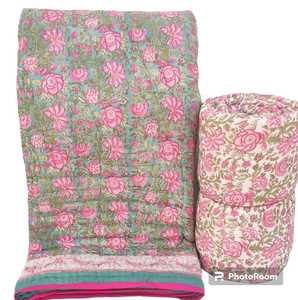Edredón Jaipuri Razai de Algodón 100% Tejido a Mano con Estampado Floral, Suave, Transpirable, Hecho a Mano, Reversible, Estilo Liso - Product Image 1