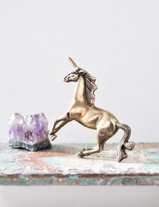Sculpture de licorne en laiton doré, figurine de créature fantastique de collection pour décoration intérieure haut de gamme - Product Image 5