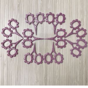Tijeras de entresacar cortas de acero inoxidable para diestros, con diseño Kelmscott de girasol mini y margarita roja, para bordado de mini flores - Product Image 1