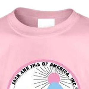 เสื้อยืดแขนสั้นสีชมพูสำหรับเด็กวัยหัดเดิน พิมพ์ลายกราฟิก คอกลม พิมพ์ลายโลโก้ ลำลอง น้ำหนักเบา แฟชั่นสำหรับทุกวัน สำหรับเด็กชายและเด็กหญิง - Product Image 4