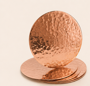 Juego de 4 posavasos de cobre puro martillado con protección de corcho antideslizante, posavasos de lujo resistentes al calor para tazas Moscow Mule - Product Image 3