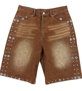 DISCOVER-IMPEX 2026 Pantalones Cortos de Mezclilla Marrón Lavado para Hombre con Detalle Lateral con Tachuelas, Pantalones Cortos de Jean Casuales Desgastados para Verano - Product Image 1