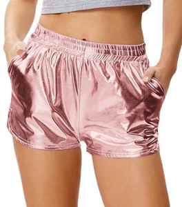 Shorts en satin rose pour femme, taille élastique, poches, style sportif, coupe ajustée, taille haute, couleur unie, respirant, entraînement, haute qualité - Product Image 1