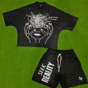 ชุดเซ็ตเสื้อครอปและกางเกงขาสั้นสำหรับผู้หญิง ผ้าคอตตอน 100% ใส่สบาย ไซส์ใหญ่  รับสกรีนโลโก้ หลายสี แห้งเร็ว เหมาะสำหรับฤดูหนาว - Product Image 4