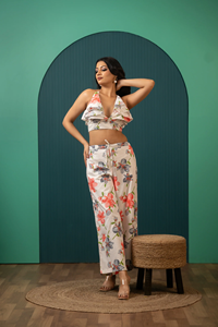 Conjunto de Pantalones y Top Corto con Volantes, Estampado Floral, Estilo Veraniego y Fresco, Marca Sukoon Breezy |   Ropa de Uso Diario para Mujer, Ligera, Cómoda y Elegante - Product Image 4