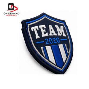 Écussons tissés professionnels personnalisés pour clubs sportifs, formes sur mesure, bordures durables, production en gros, délai de livraison rapide, fabricant - Product Image 2