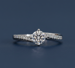 Anillo de Compromiso con Diamante Cultivado en Laboratorio de 0.58CT, Oro Blanco de 14K, VVS2, Certificado IGI, Anillo de Novia Personalizado al por Mayor - Product Image 1