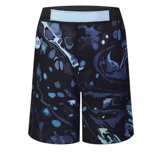 Pantalones Cortos Deportivos MMA para Hombre, Estampado Abstracto Negro y Azul, Sublimación, Secado Rápido, Corte Regular - Product Image 4