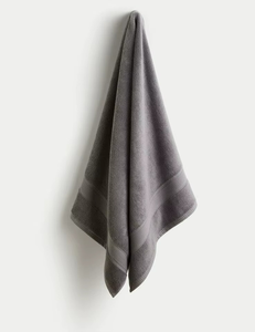 Long Length Red <b>Towel</b> OEM Customized <b>Bath</b> <b>Towels</b> Set Male And Female Use Apparel Accessories 100% Cotton <b>Towels</b> Made In India - Product Image 3