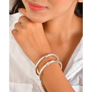 กำไลข้อมือเงินแท้ 925 แบบเปิดได้ รุ่น Meera Jaipur Antara ดีไซน์สวยหรูทันสมัยสำหรับผู้หญิง น้ำหนัก 11-14 กรัม - Product Image 3