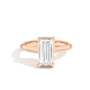Bague de fiançailles en diamant de laboratoire taille baguette 2 carats en or 14K, sertie semi-cerclée à griffes, solitaire incliné, pour mariages et événements spéciaux - Product Image 5