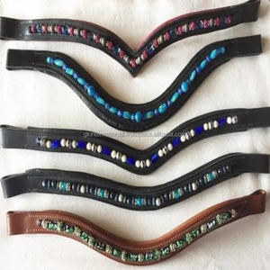 Cristales de arcoíris personalizados perlas diamante cadena con incrustaciones de canal vacío banda de cuero acolchado para la frente del caballo - Product Image 1