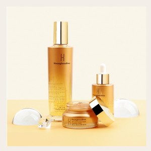 Produits de soin de la peau coréens K-Beauty Hwanghoozihwa 24K Gold Prestige Repair, coffret de soin de base 3 pièces - Product Image 1
