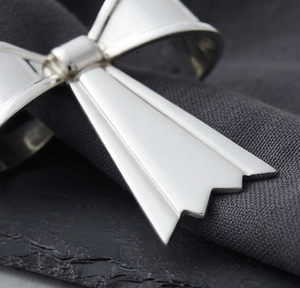 Metallic <b>Napkin</b> Ring Modern Design Wedding <b>Napkin</b> Rings Vintage <b>Silver</b> Plated Bow Shape Decorative Dining Hotel Restaurants - Product Image 4