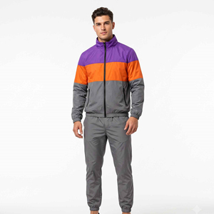 Conjunto Deportivo de Nylon para Hombre con Chaqueta de Costuras Curvas y Pantalones Deportivos a Juego para Entrenamiento Deportivo y Moda Contemporánea - Product Image 2