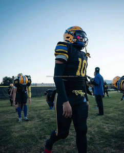 2025 maillot de Football américain pour hommes personnalisé nouveau Style manches courtes Techniques imprimées uniforme personnalisé pour adultes grande taille - Product Image 2