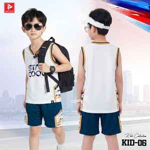 Ensemble Maillot de Basketball Luxe Tendance pour Enfants – Débardeur Col V en Polyester à Séchage Rapide – Tenue de Sport KID-06 Just Play - Product Image 4