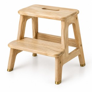 Tabouret à deux niveaux minimaliste Aqdus Saleem, blanchi, avec repose-pieds en laiton |   Écologique et durable |   Vente en gros - Product Image 1