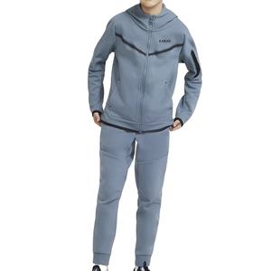 2025 nouveau Style hommes Full Zip survêtement confortable respirant manches longues survêtement Logo personnalisé solide motif vêtements d'hiver - Product Image 1