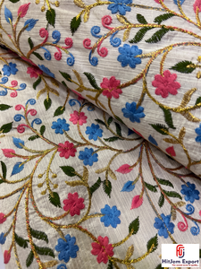 Tissu en dentelle brodée 100 % polyester de haute qualité, poids moyen, pour la confection de vêtements et l'artisanat, tissu OEM ODM - Product Image 4