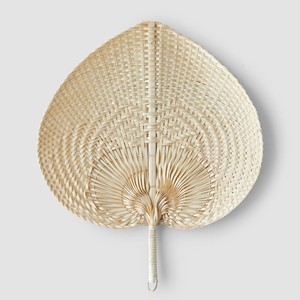 Éventail miniature en feuilles de palmier à prix compétitif, fabriqué au Vietnam, excellente qualité, éventails en bambou artisanaux. - Product Image 2