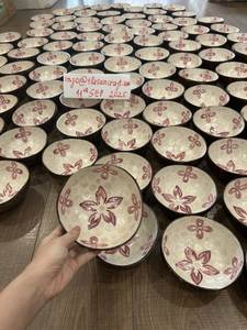 Bol en noix de coco laqué traditionnel du Vietnam - Motif incrusté de coquillages - Souvenir culturel - Product Image 6