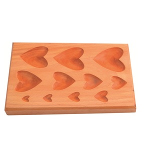 JIPSY Bloque de conformación de metal de madera dura con 11 cavidades en forma de corazón para joyería y herramientas de orfebrería - Product Image 1